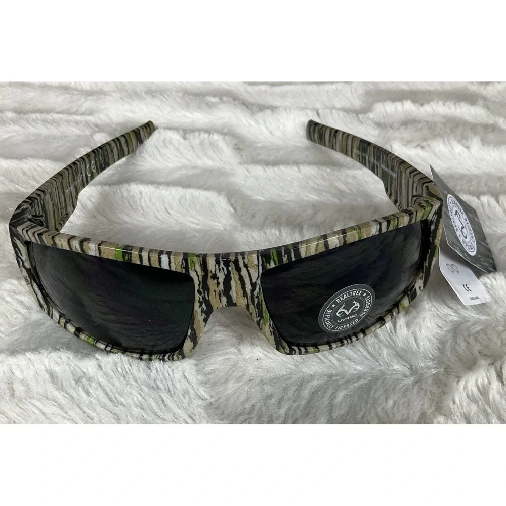 Realtree Original Camo Wraparound Shield Sunglasses Hunting Fishing NWT UV400